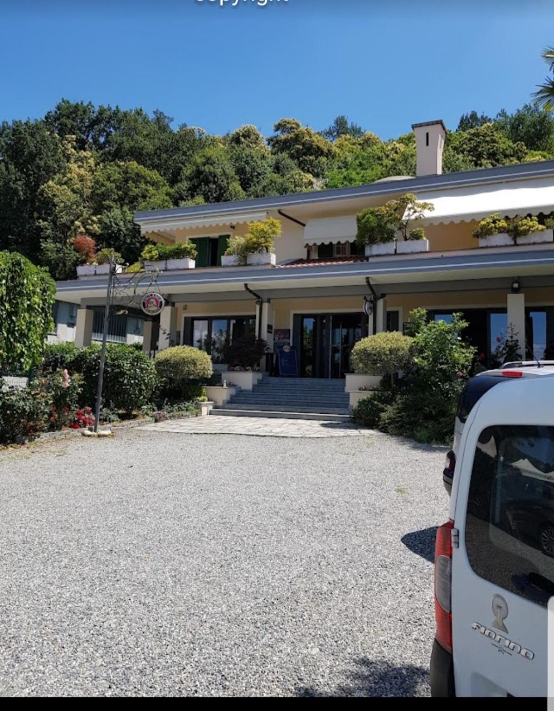 ホテル De Santi Candia Canavese エクステリア 写真